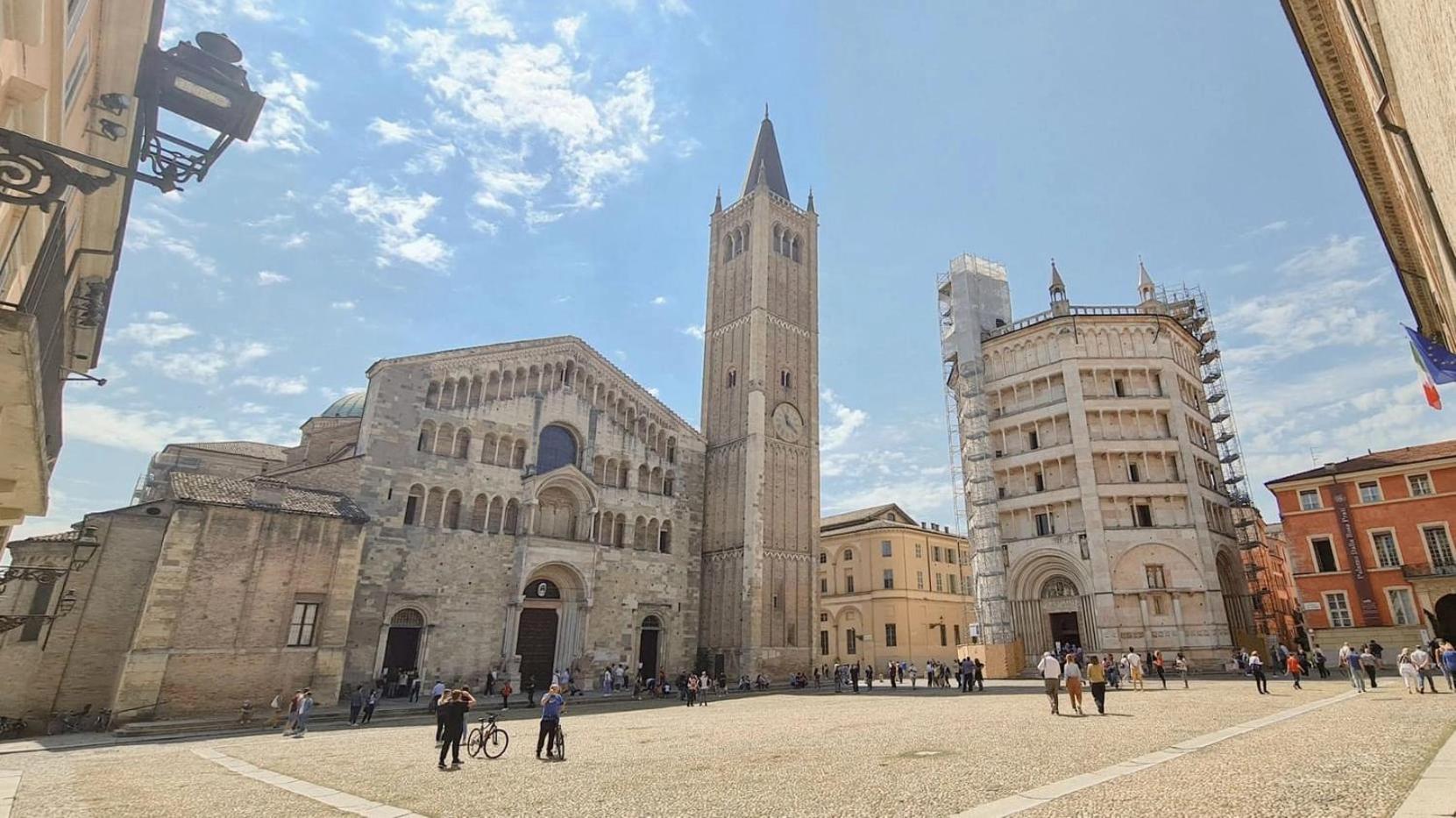 Luxury 6 Al Duomo Di Parma Lejlighed Eksteriør billede